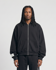 BLACK EMBROIDERY ZIP-HOODIE