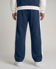NAVY TRACKPANTS