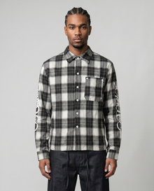 BLACK FLANNEL